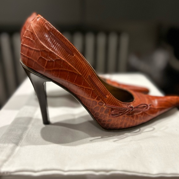 Michelle K. Brick Red leather heels - Picture 2 of 4